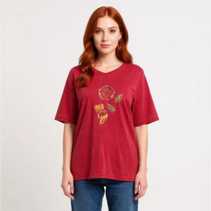 Disney Vintage Winnie the Pooh Flower Red T-shirt